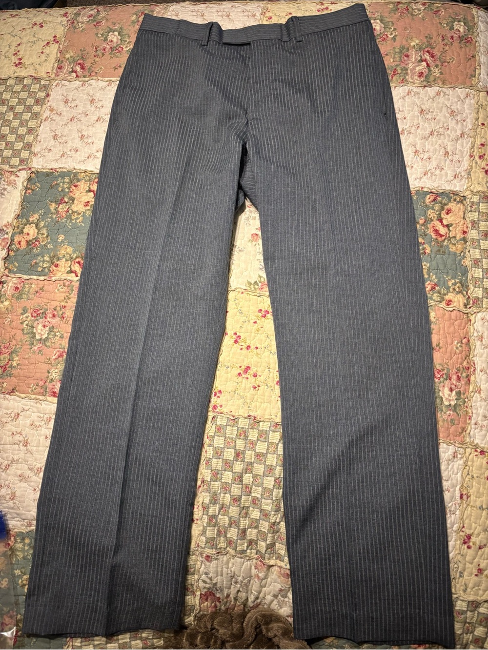 Perry Ellis Portfolio Men's Gray Pinstripe Dress Pants - 33x30